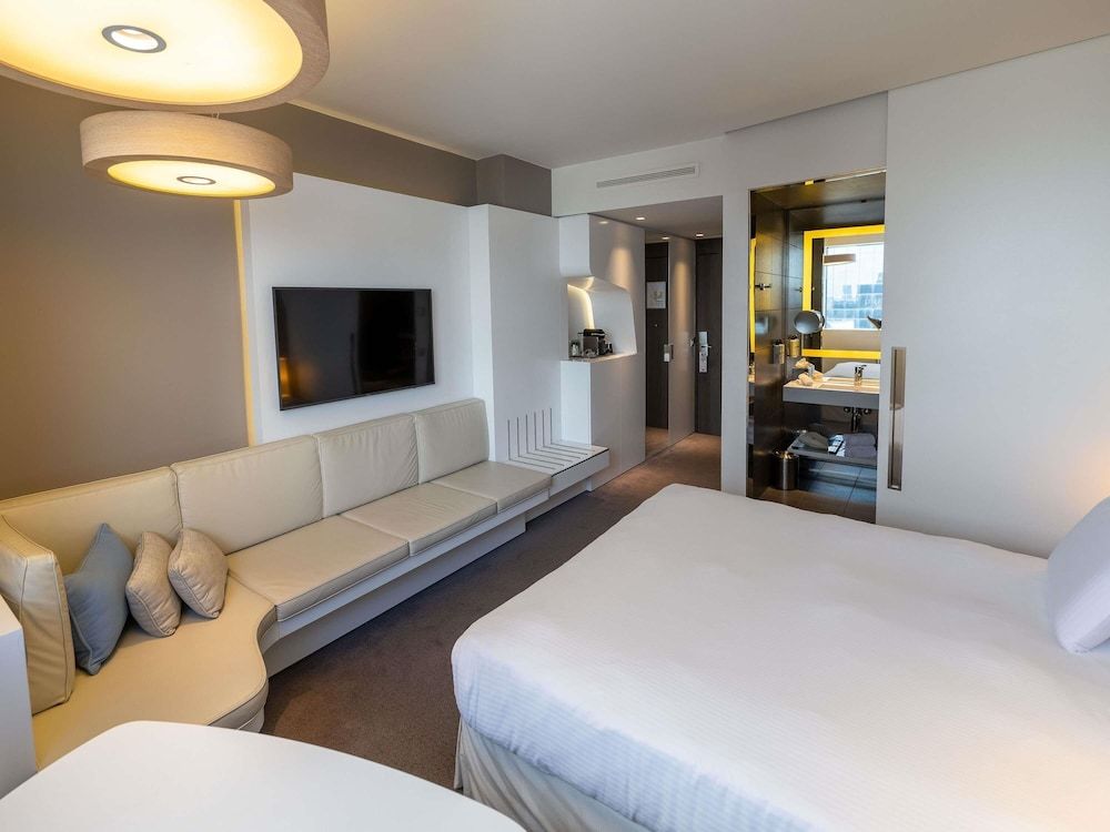 Pullman Brussels Centre Midi Classic Room, 1 King Bed 4