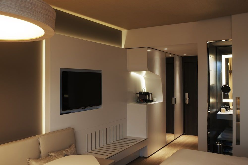 Pullman Brussels Centre Midi Classic Room, 1 King Bed 12