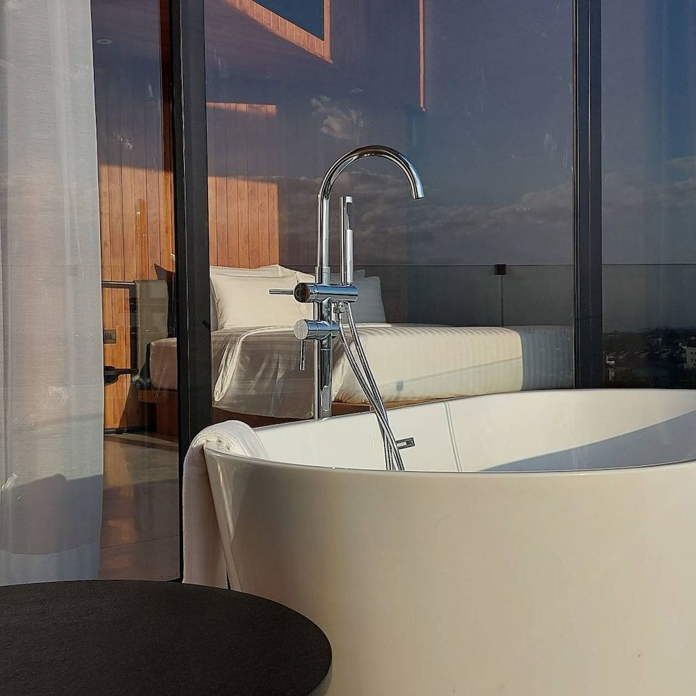 Livist Resort Phetchabun Premier Room, Bathtub 4