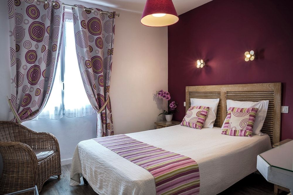 Hôtel Toppin Superior Double Room 4