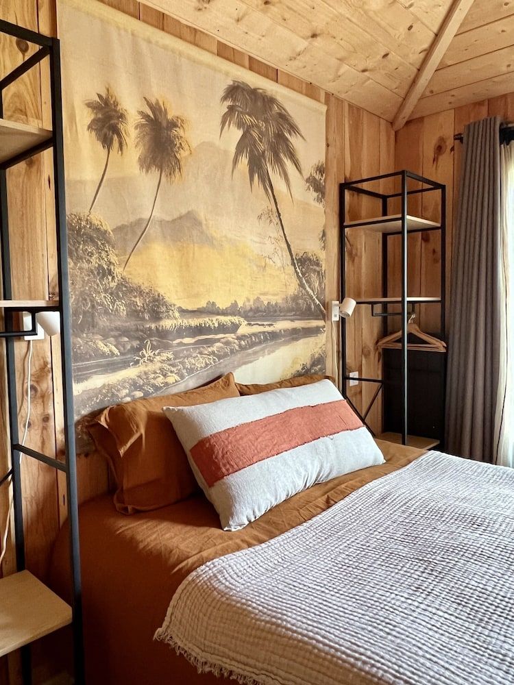 Traditional Double Room, Private Bathroom, Pool View (Petite Villa ch 707)