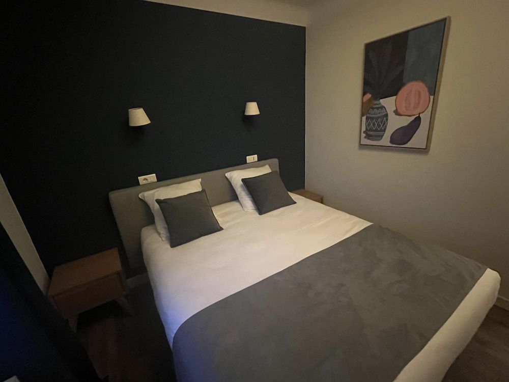 Basic Single Room