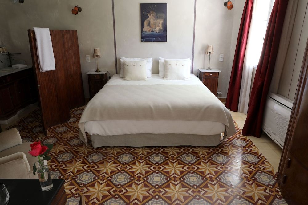 Double Room (Carmen)