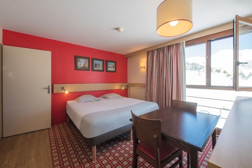Classic Studio, 1 Bedroom, Mountain View