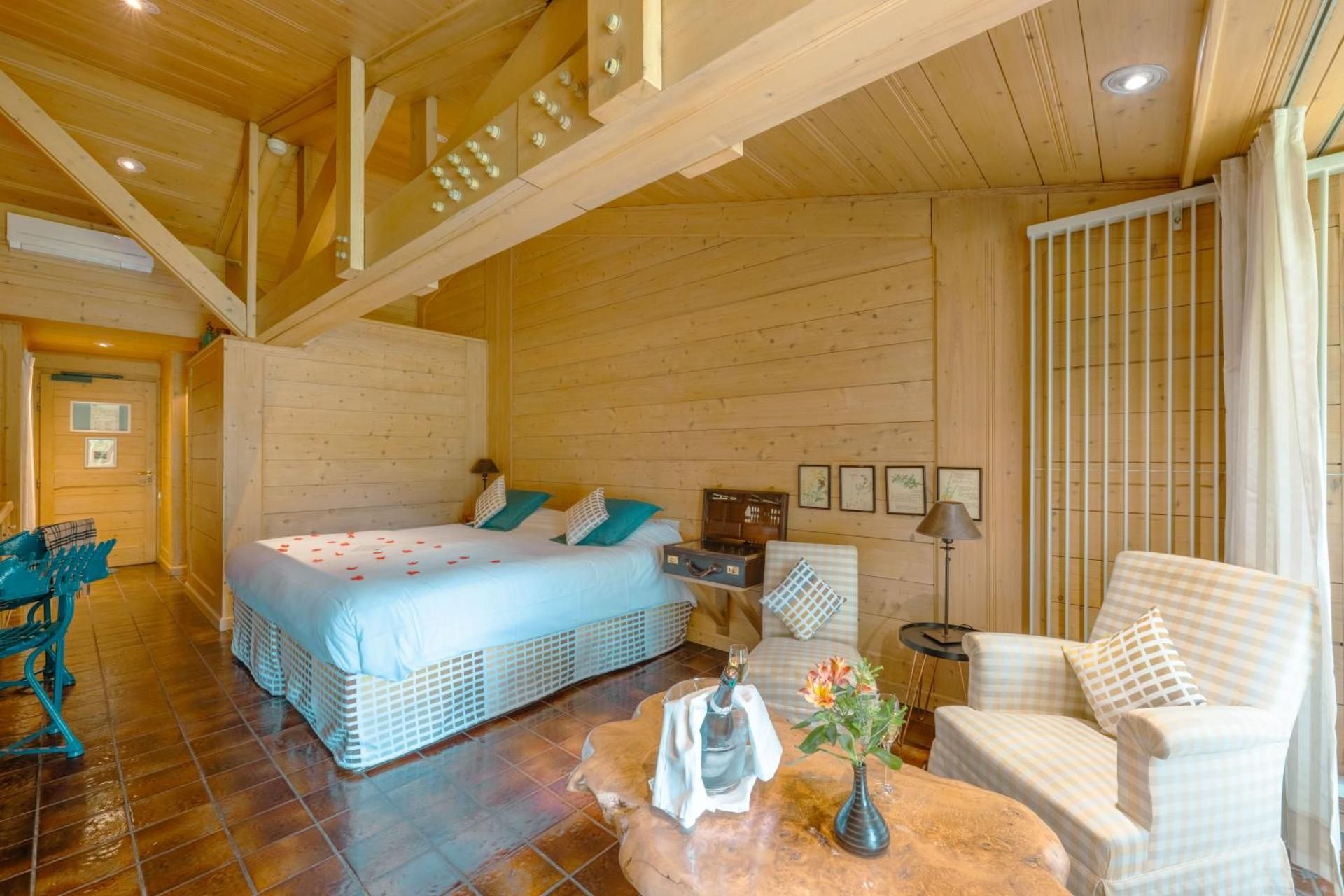 Superior Room with View