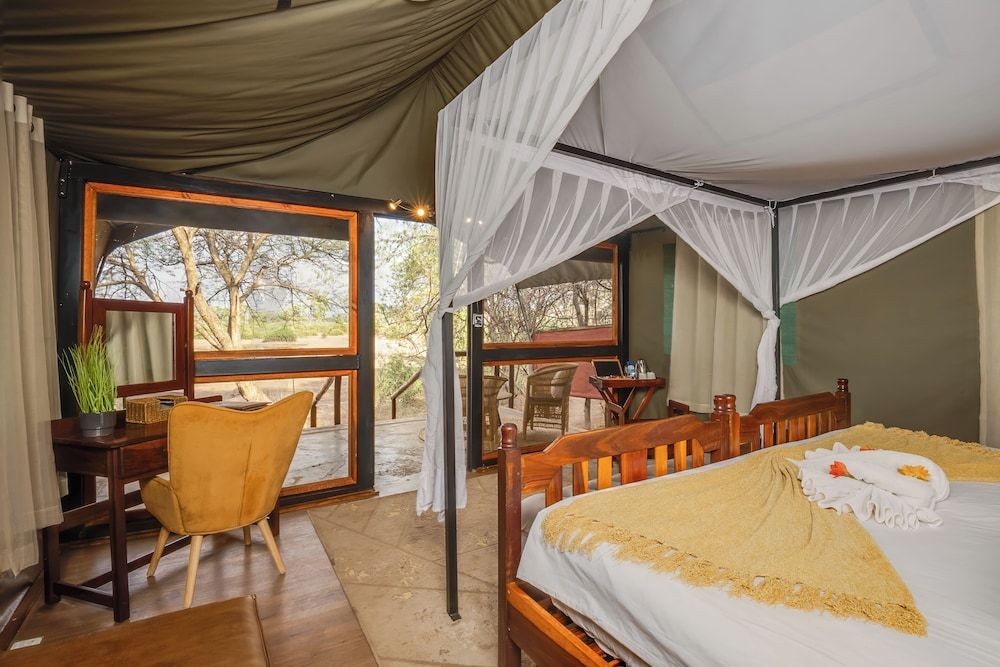 Elephant Valley Lodge Tent (Valley Tent)