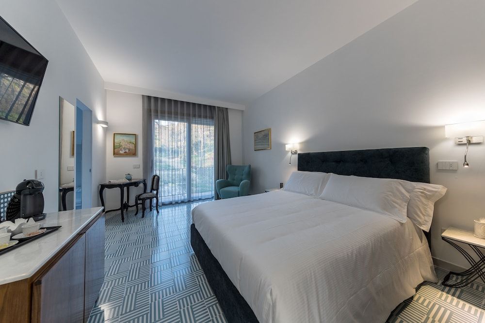 Hotel Myrtus Comfort Room, Sea View 8