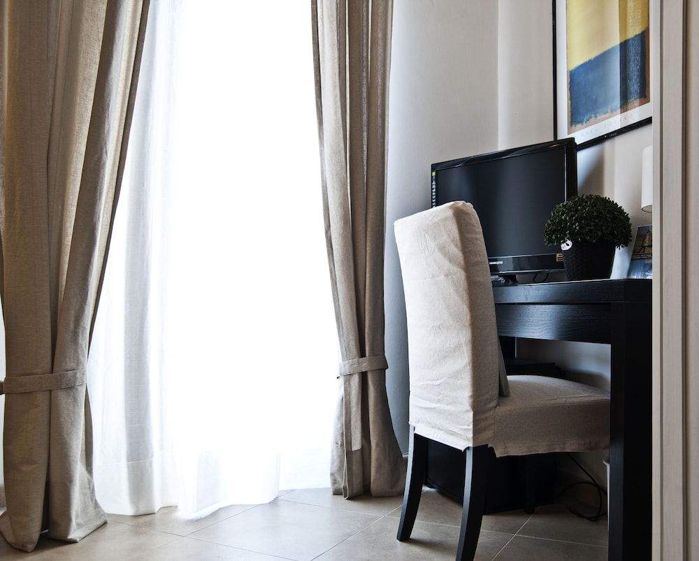 In-Room Business Center