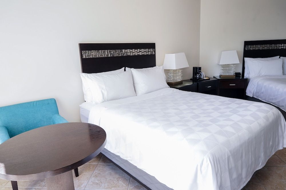 Standard Room, 2 Queen Beds, Ocean View