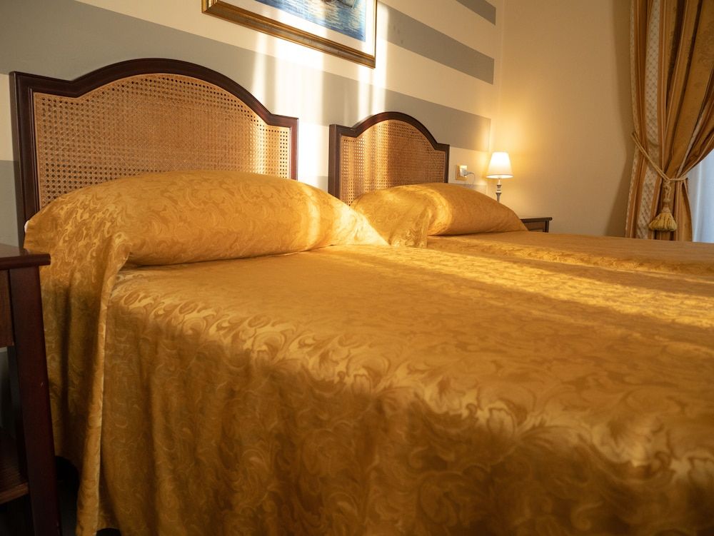 Dipendenza Hotel Londra Classic Double Room 2