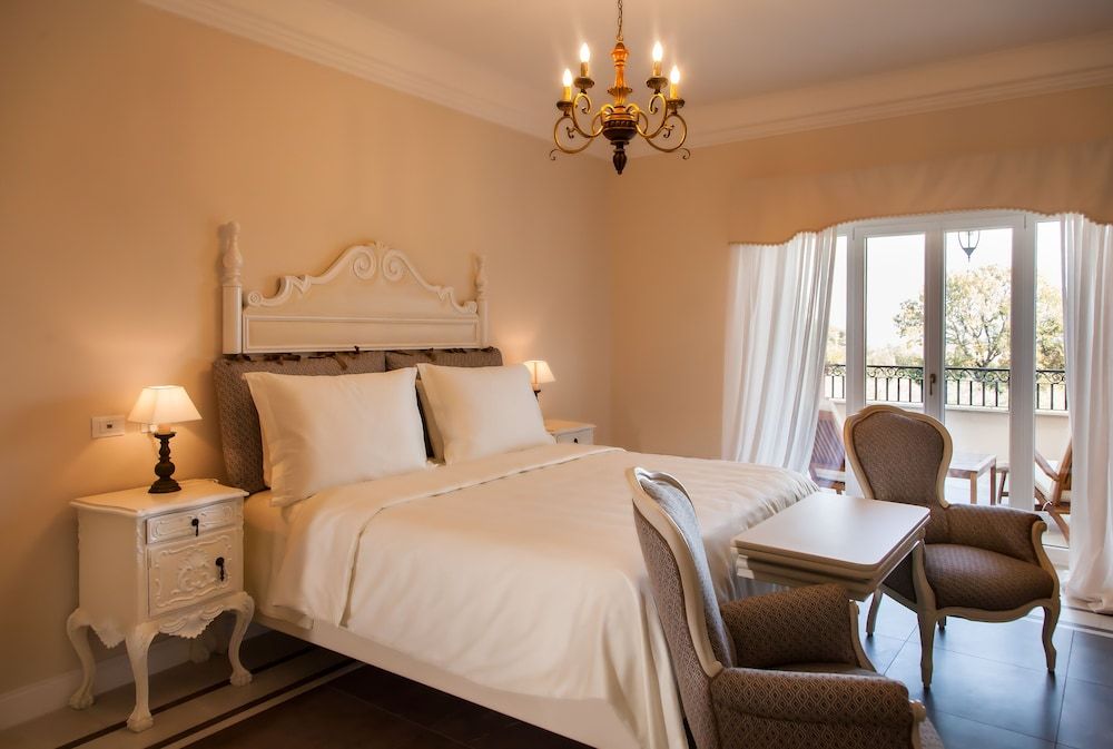 Luxury, King, Lake View, Patio