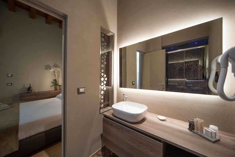 Antica Dimora Luxury Rooms Classic Room 2