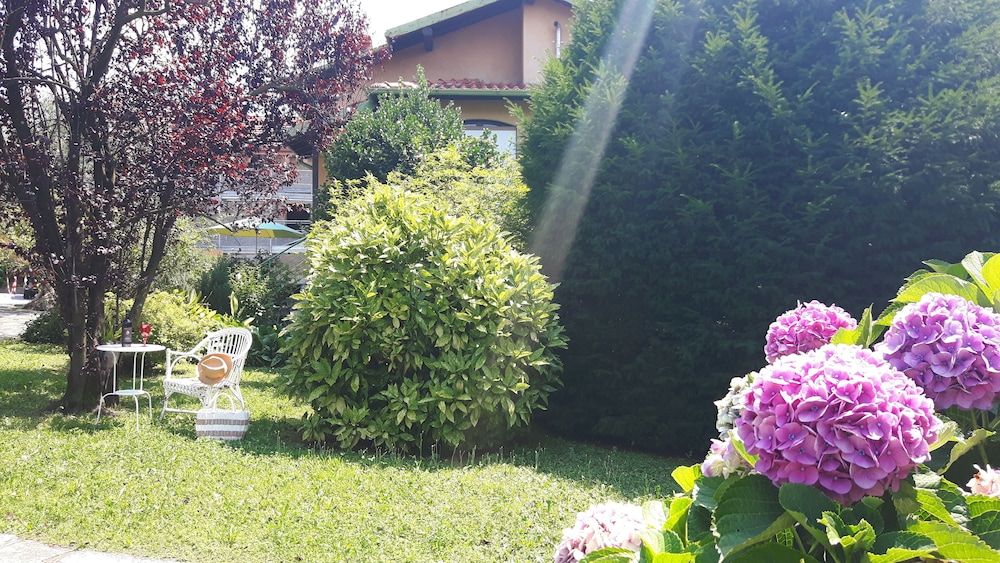 undefined Apartment With Garden and Private Parking