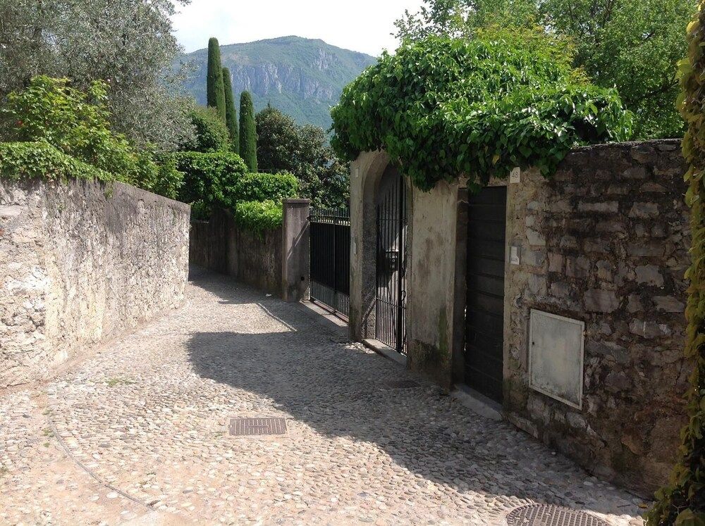 undefined Cottage Bellagio with private garden 3