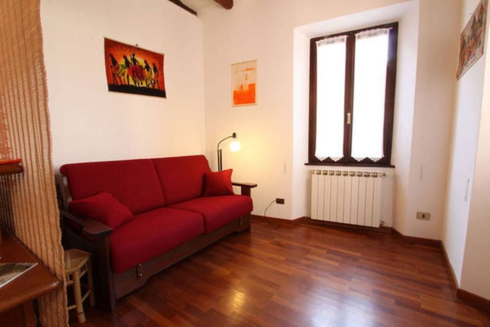 Captivating 4 -bed Apartment in Bellagio Historic Apartment 9