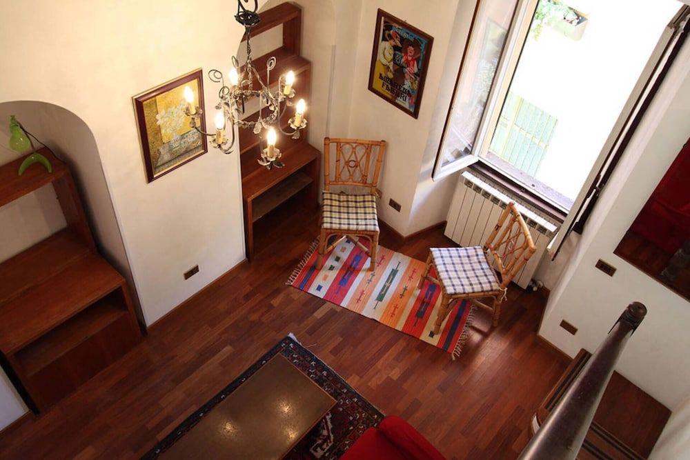 undefined Cozy Apartment in the Historic Centre of Bellagio 3