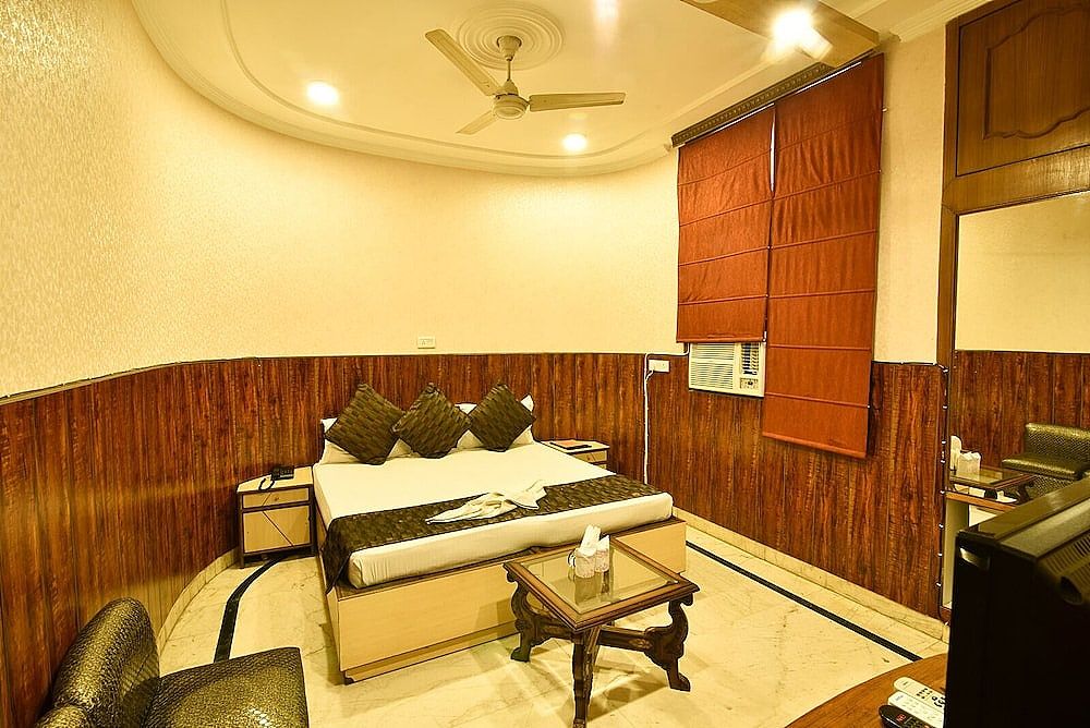 Casa Royal Executive Room 10