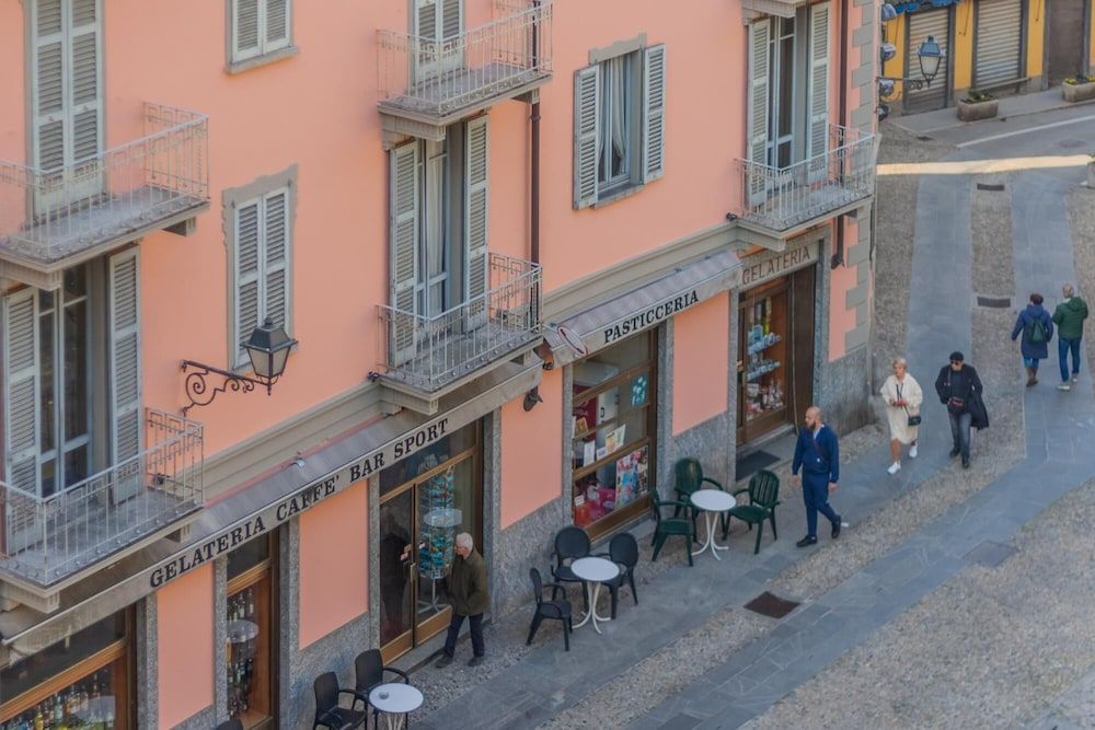 undefined Bellagio Central Square by Wonderful Italy 3