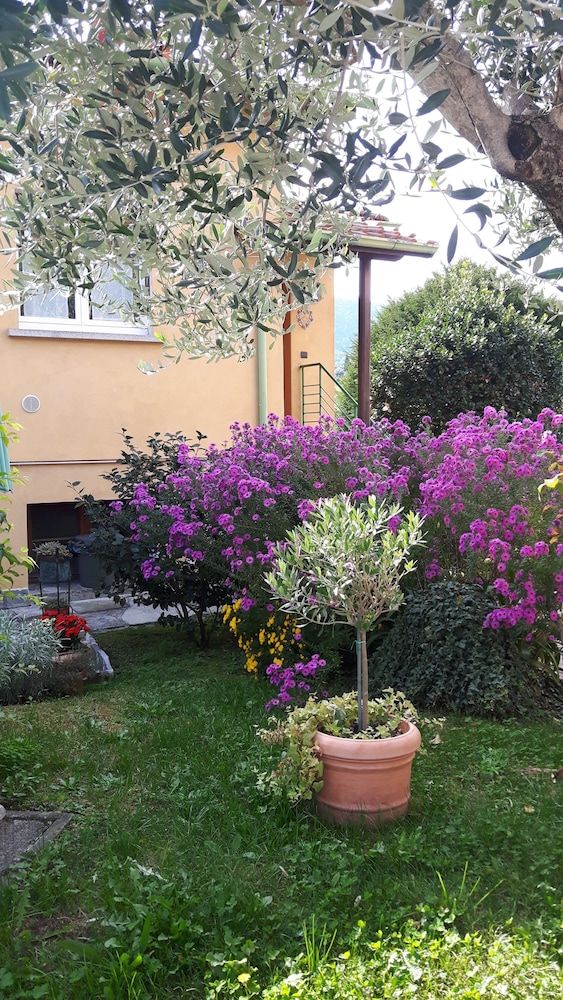 undefined Neo s Holiday House by La Turr de Mezz Lca Bellagio 8