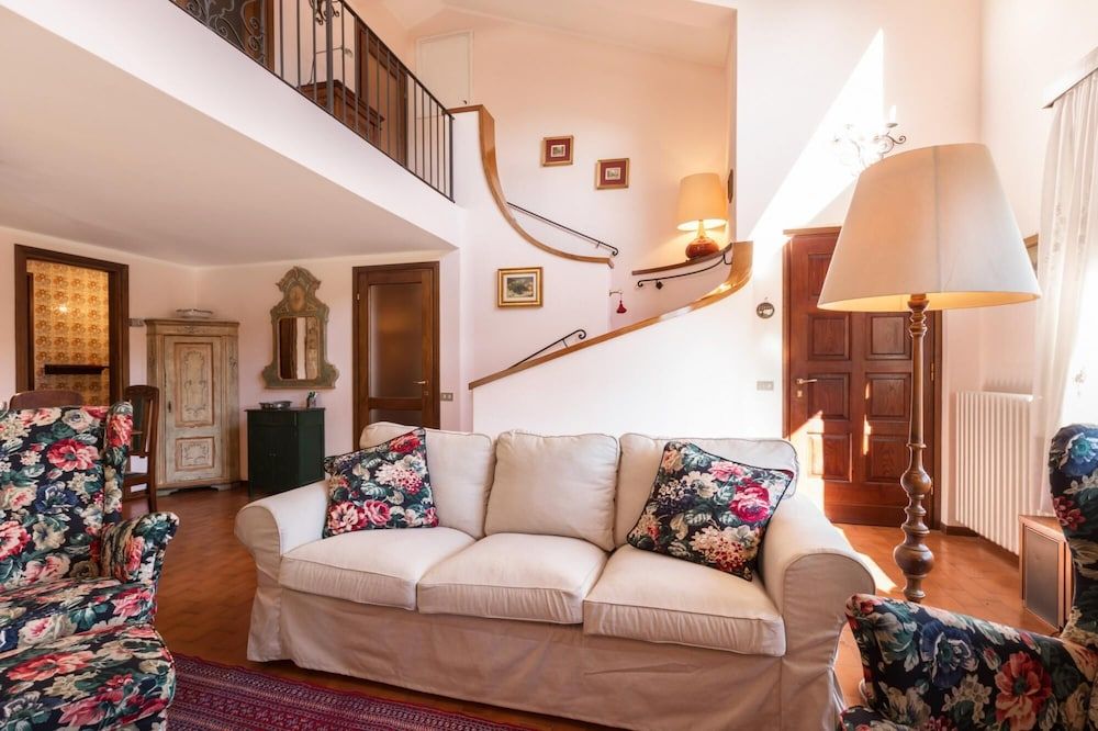 undefined Maison Jaune by Wonderful Italy 9