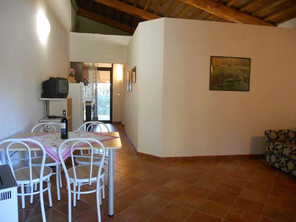 Apartment, Multiple Beds