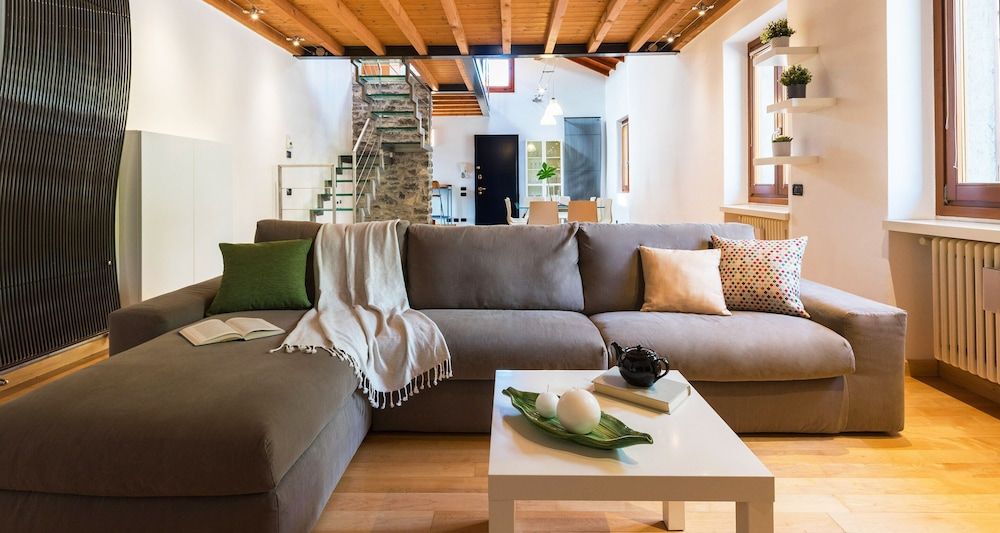 House, 2 Bedrooms, 2 Bathrooms