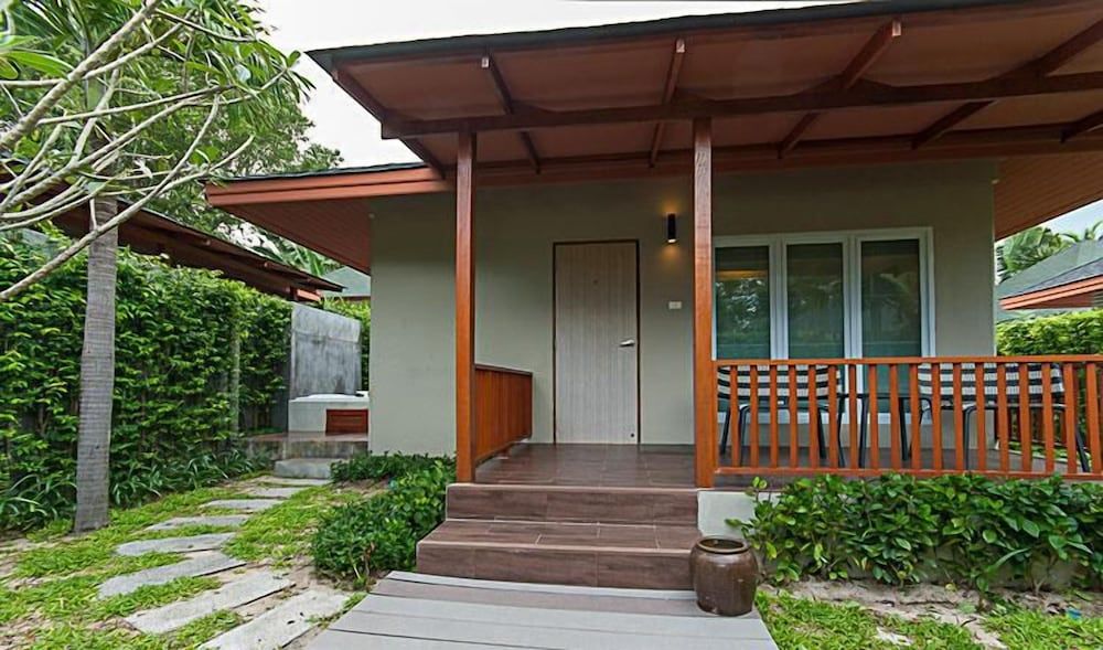 undefined Synergy Samui 2