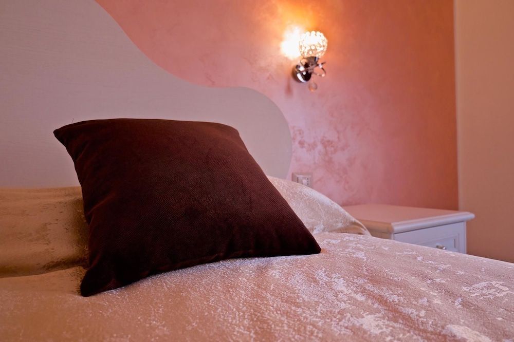 Museum Guest House Deluxe Double Room, City View 3