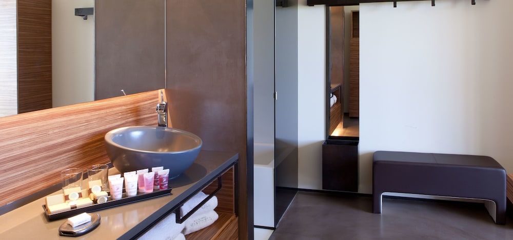 Mastinell Cava & Boutique Hotel by Olivia Hotels Collection Premium Double Room, 1 Double or 2 Twin Beds 2