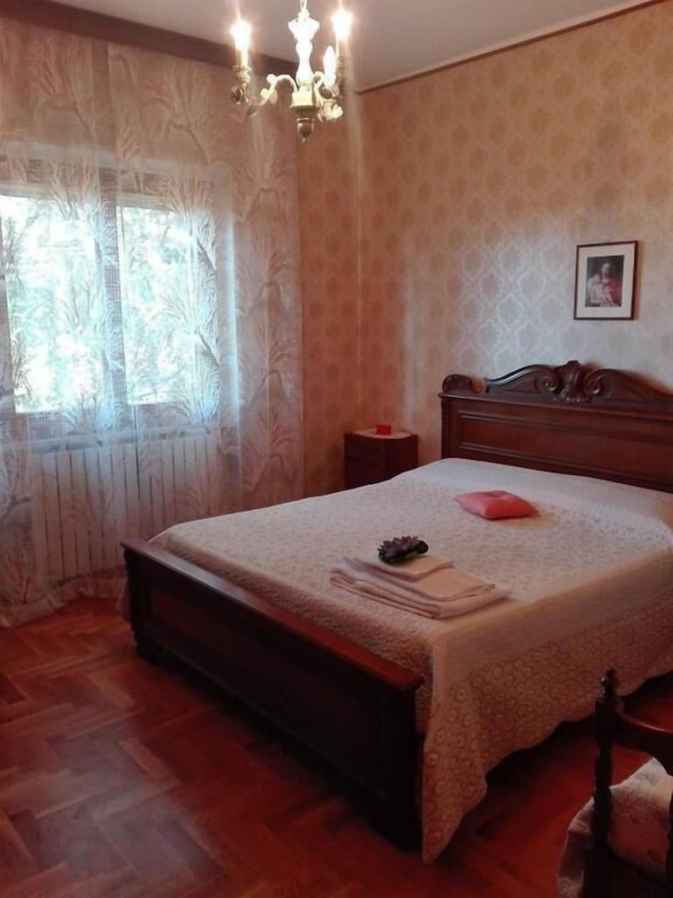 Deluxe Apartment, 1 Bedroom, Kitchen, Lake View