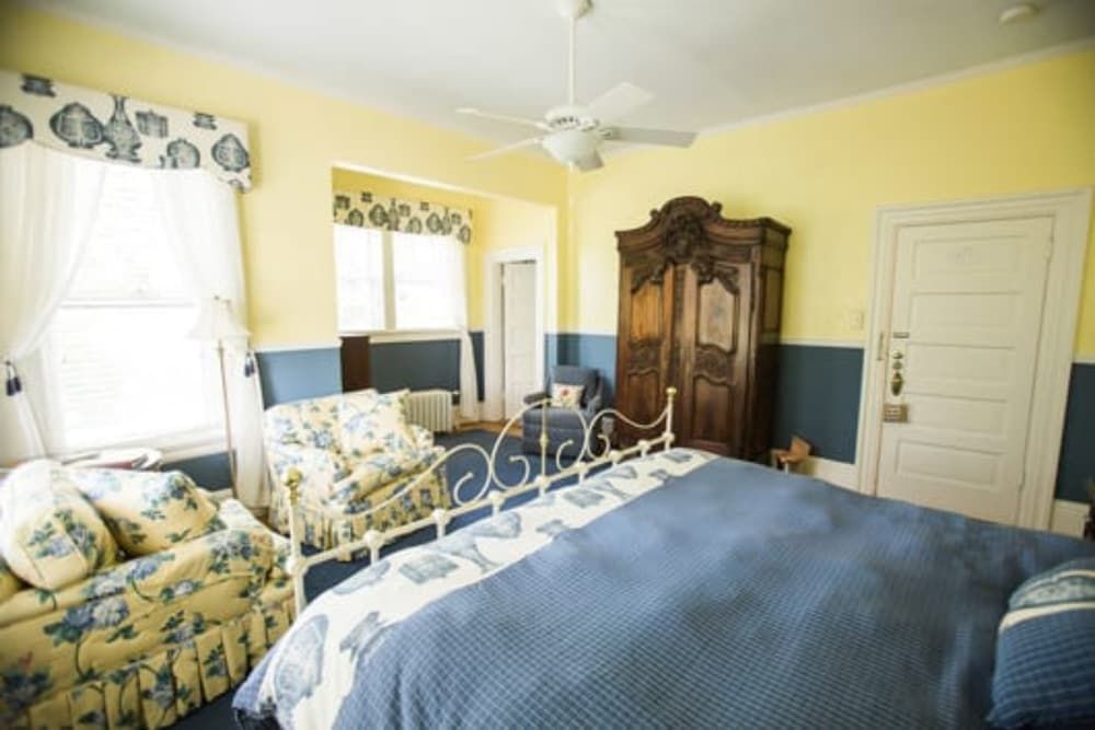 Blue Ridge Room