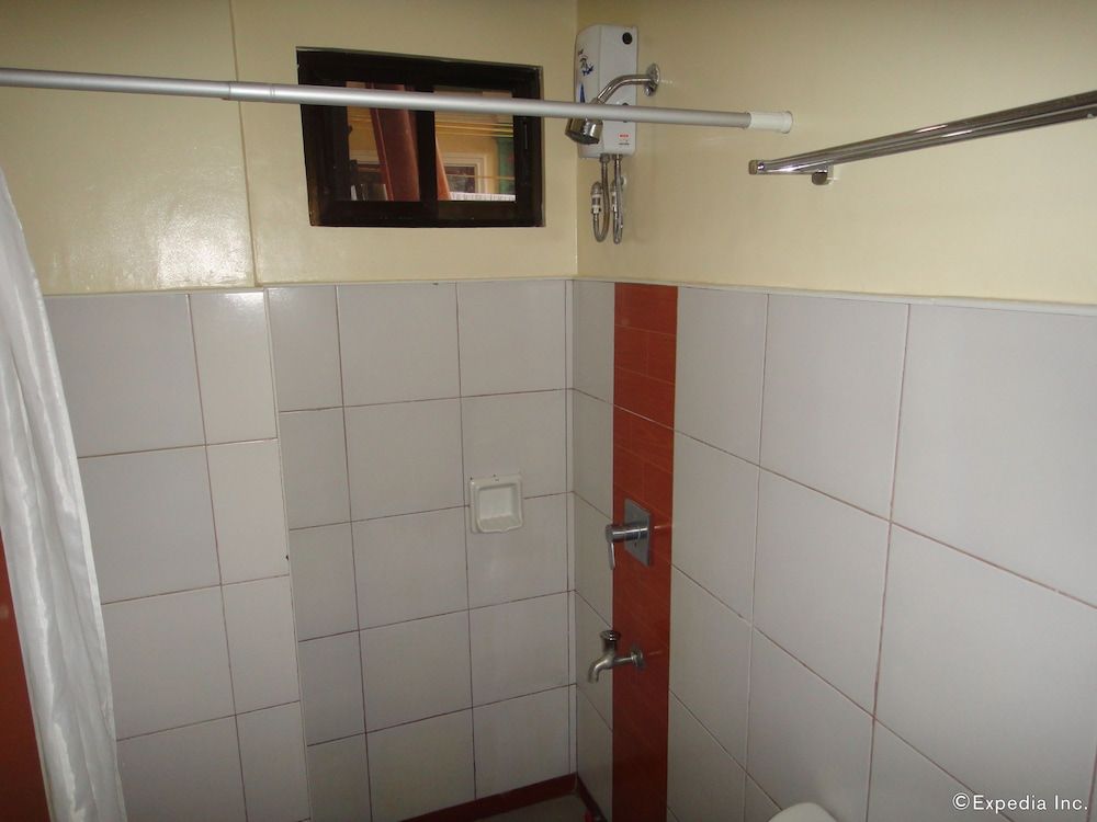 Angelic Mansion Deluxe Twin Room 12