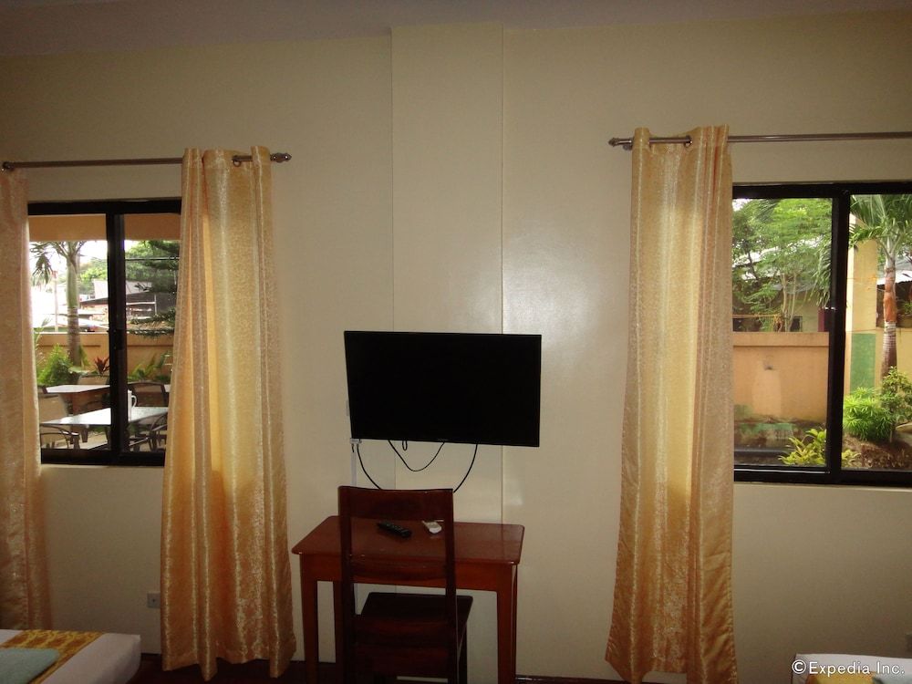 Angelic Mansion Deluxe Triple Room 7