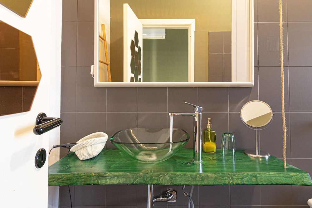 B&B Lotus House Design Double Room, Hill View 2