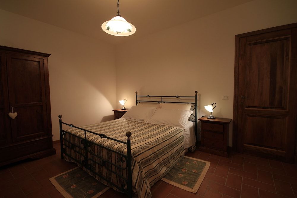 Family Apartment, 1 Bedroom, Vineyard View (Nocciolo)