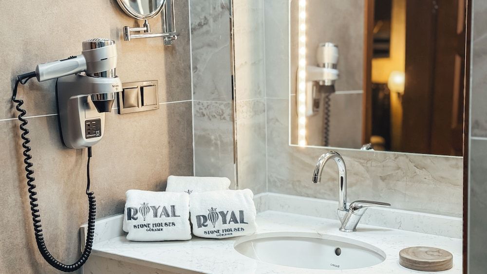 Royal Stone Houses - Goreme Double Stone Room 8