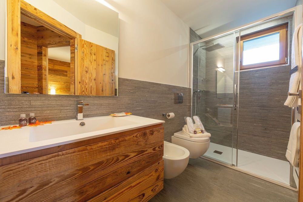 Family Apartment, 1 Bedroom (Marlies Ski in - Ski out Mt.50)
