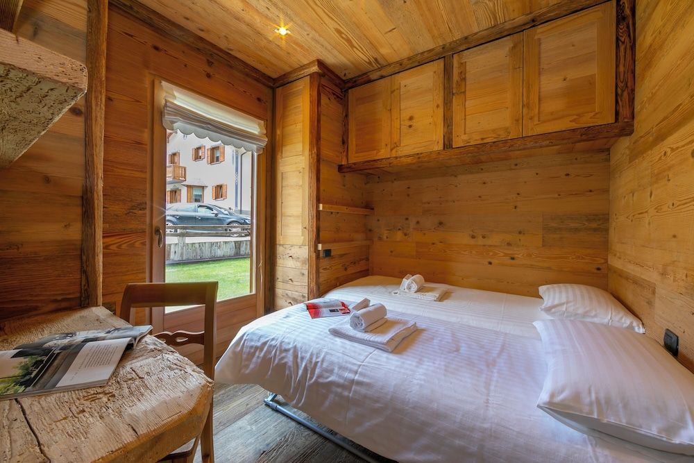 Family Apartment, 2 Bedrooms (Casa Loredana)