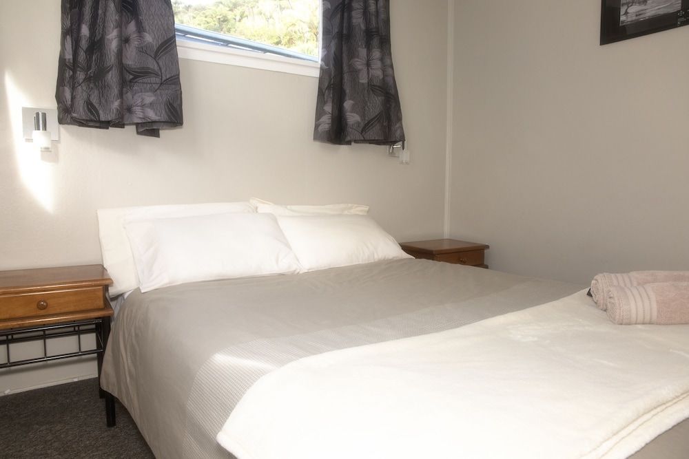 Greymouth Motel Apartment, 2 Bedrooms (Sleeps Four)