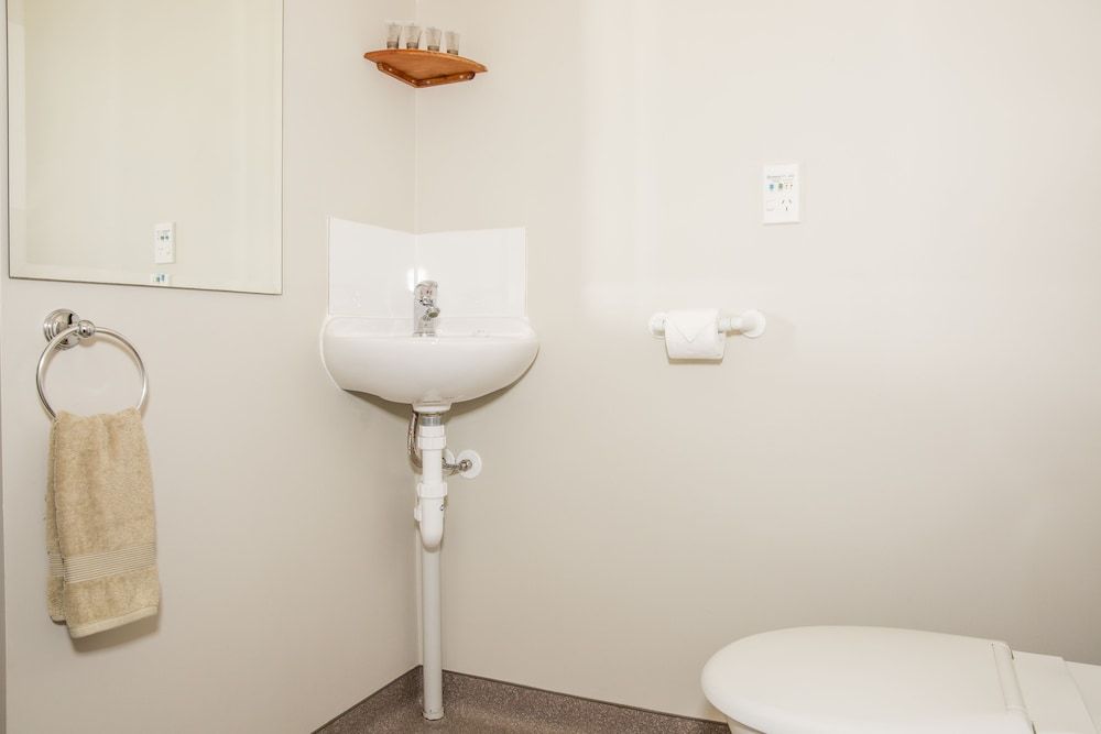 Greymouth Motel Apartment, 2 Bedrooms (Sleeps Four) 3