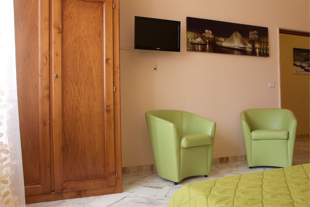 Classic Double Room