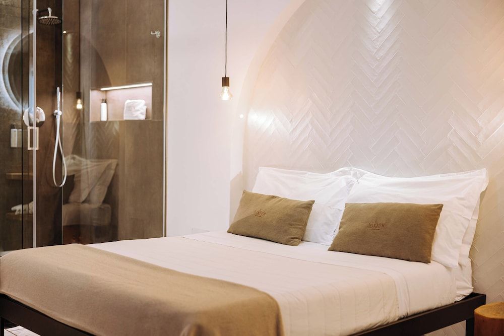 Dirium - exclusive rooms DOUBLE ROOM WITH HOT TUB 2