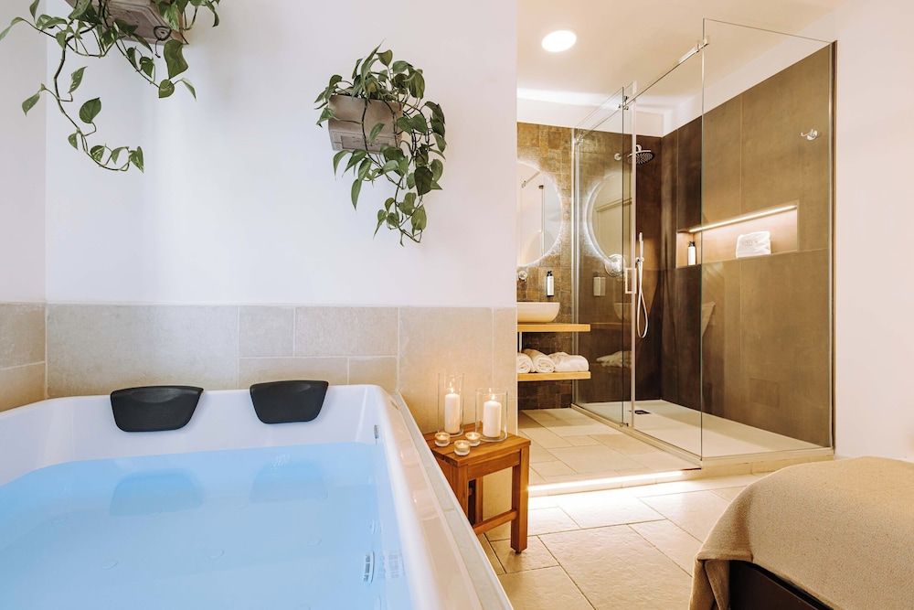 Dirium - exclusive rooms DOUBLE ROOM WITH HOT TUB 20