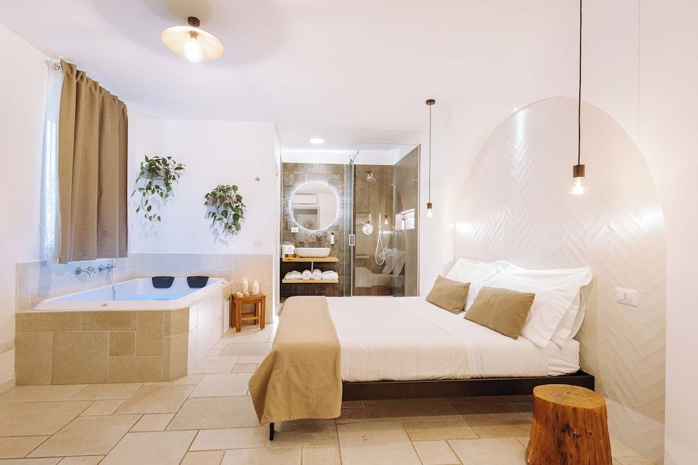 Dirium - exclusive rooms DOUBLE ROOM WITH HOT TUB