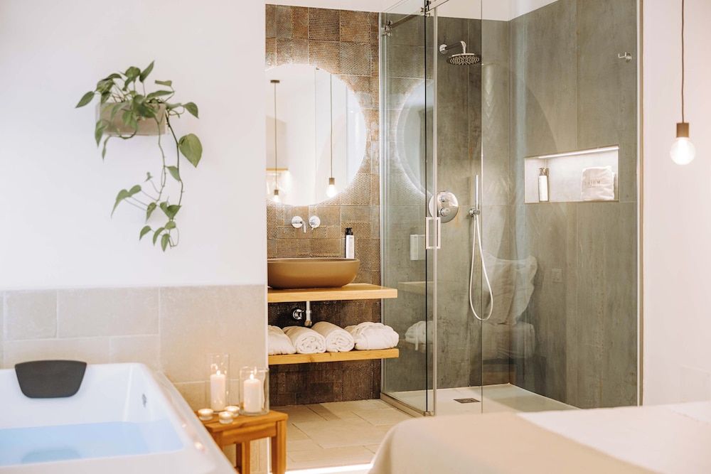 Dirium - exclusive rooms DOUBLE ROOM WITH HOT TUB 13