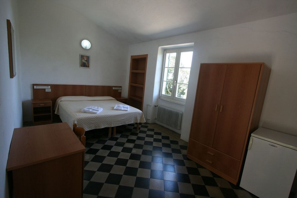 Family Quadruple Room, 2 Bedrooms, Ensuite