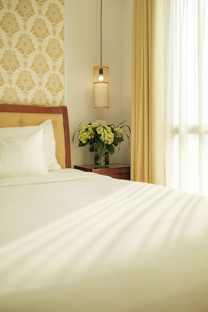 Sunset Westlake Hanoi Hotel Classic Double Room 10