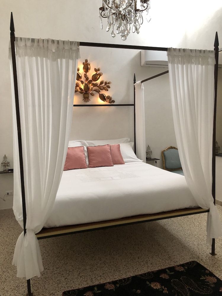 Casa Scianna Noto Double Room, Terrace, Hill View 5