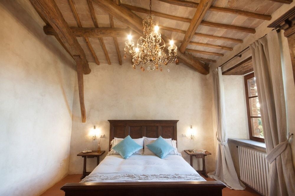 Villa (5 Bedrooms)