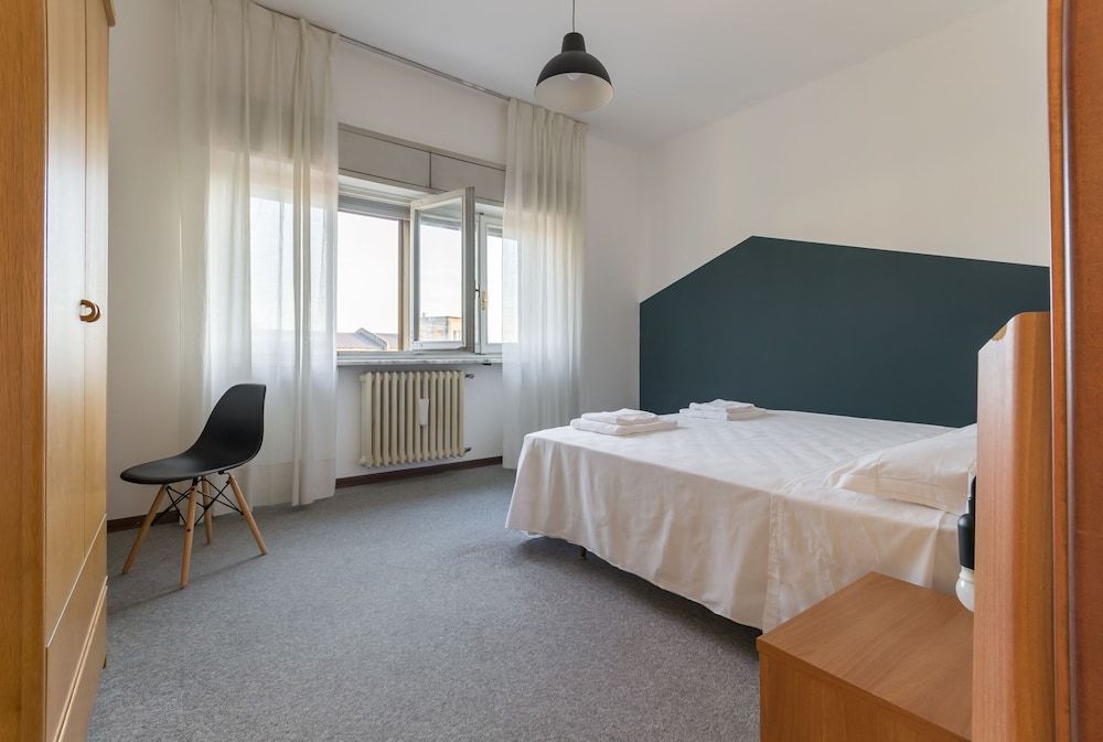 UniHò Hostel Double Room 12